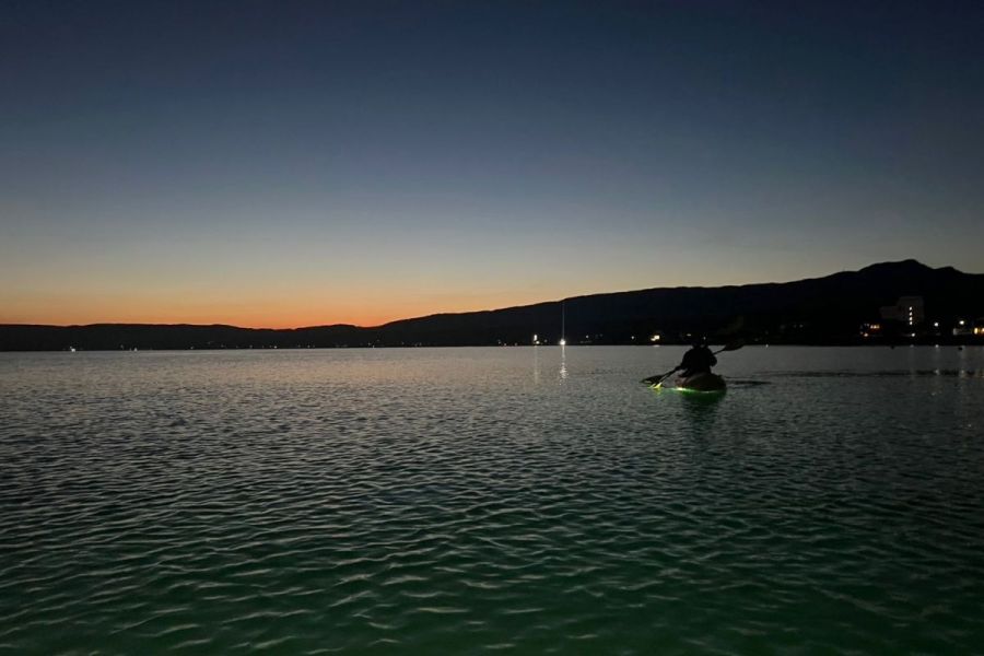 佐和田の海でナイトシーカヤック体験