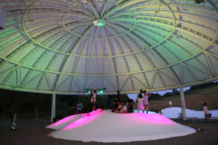 ふわふわドームライトアップ