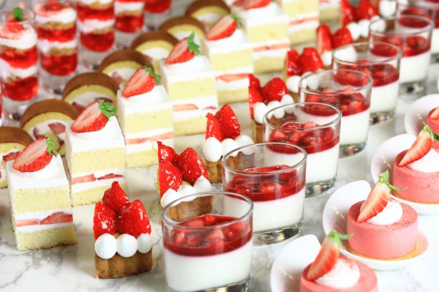 ホテルニューオータニ長岡「いちごスイーツ＆ランチビュッフェ」～桜サクいちご狩り～