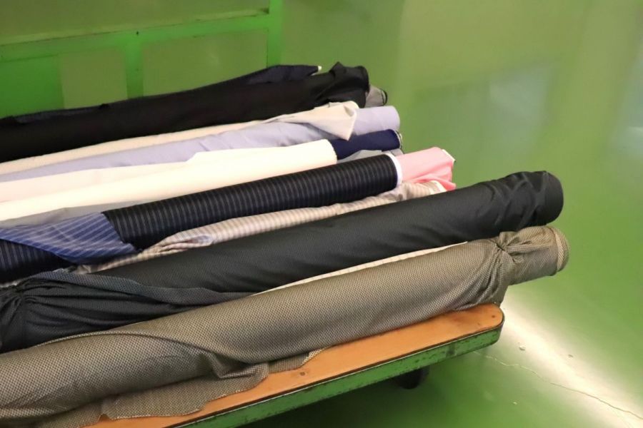 自社会場・新栄ニット（浅記会場）「生地売り」