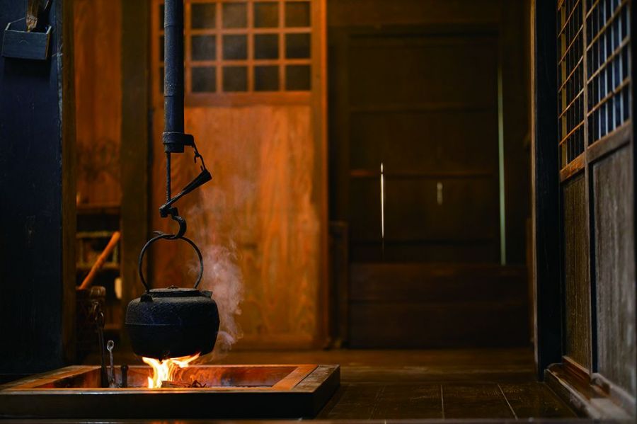 囲炉裏