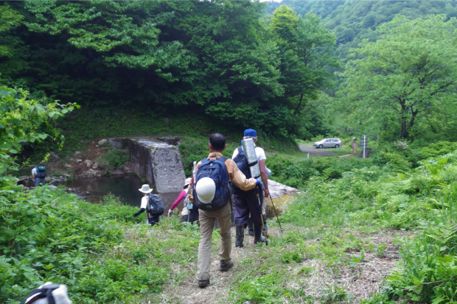 守門岳・入塩川登山口　　