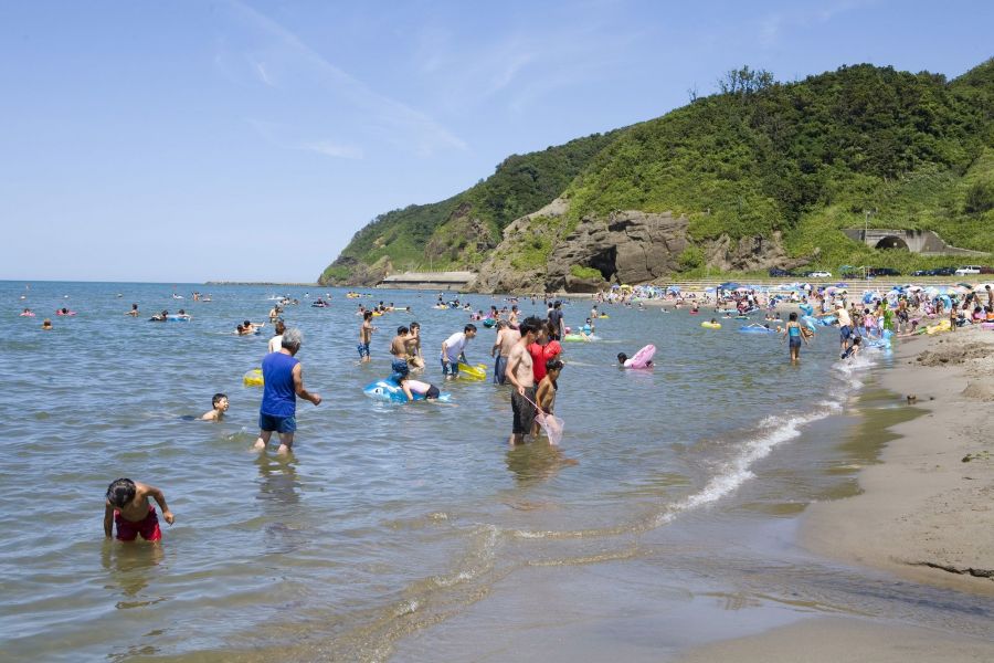 角田浜海水浴場 新潟の観光スポット 公式 新潟県のおすすめ観光 旅行情報 にいがた観光ナビ