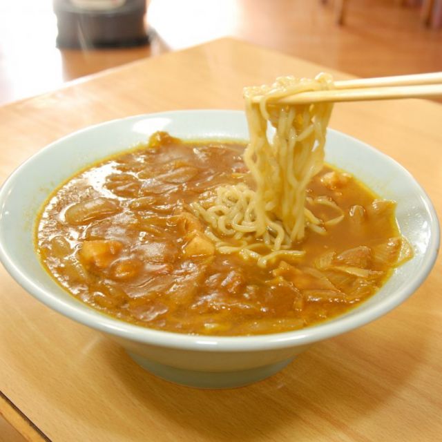 三条カレーラーメン