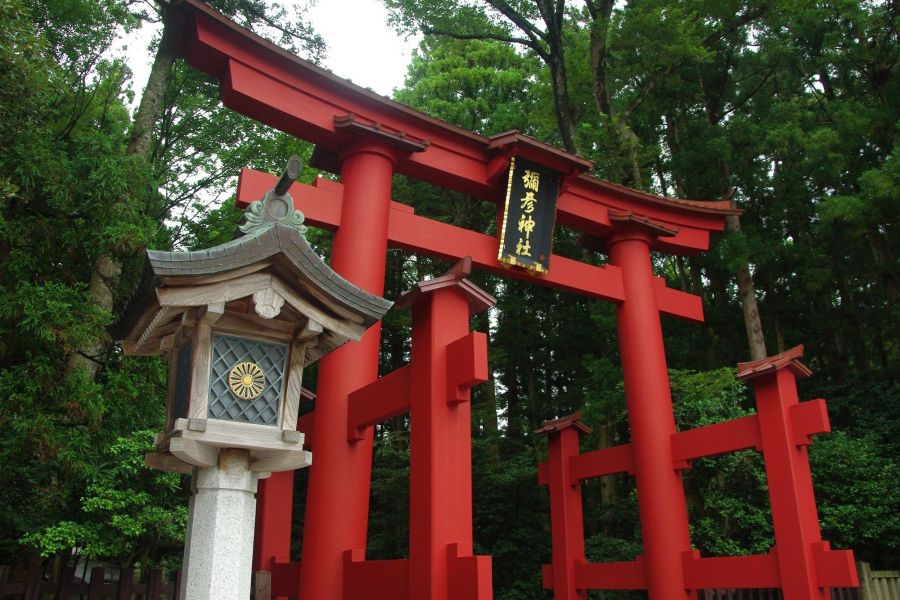 彌彦神社 新潟の観光スポット 公式 新潟県のおすすめ観光 旅行情報 にいがた観光ナビ