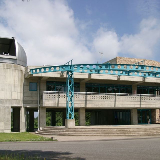  胎内市自然天文館　「星空のヨガ」