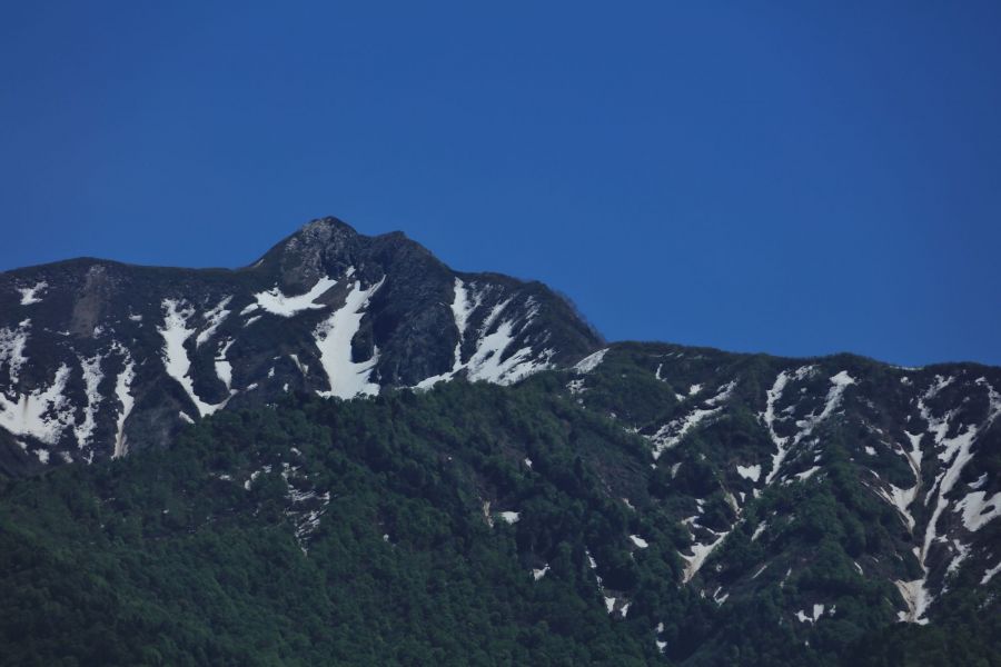 雨飾山・雨飾温泉登山口
