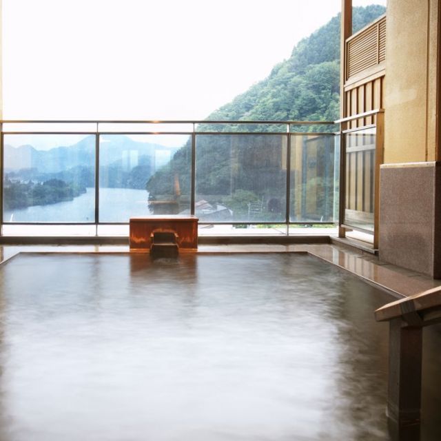 翠玉の湯 佐取館