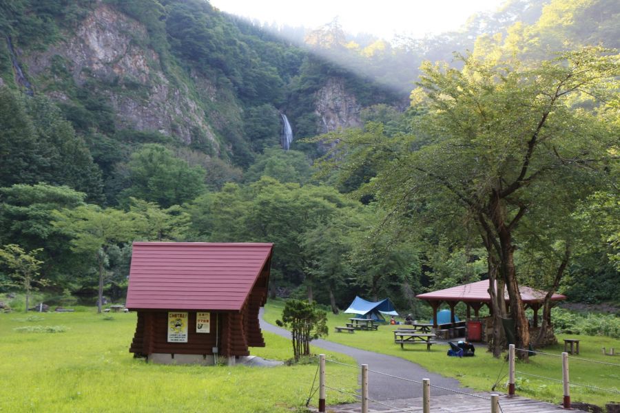 不動滝キャンプ場 新潟の観光スポット 公式 新潟県のおすすめ観光 旅行情報 にいがた観光ナビ