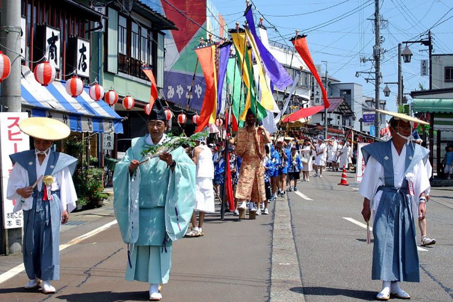 白山神社例大祭・浦佐夏まつり