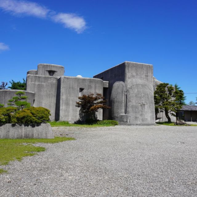 玉翠園・谷村美術館