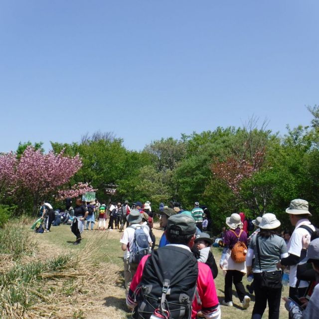 国上山・国上寺脇登山口