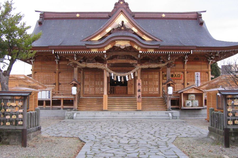 諏訪神社｜新潟の観光スポット｜【公式】新潟県のおすすめ観光・旅行 