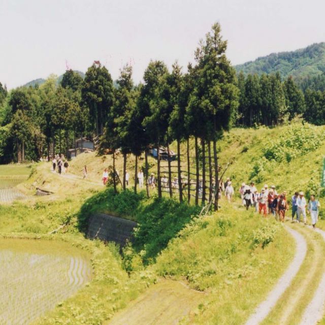 松尾芭蕉も歩いた出羽街道散策