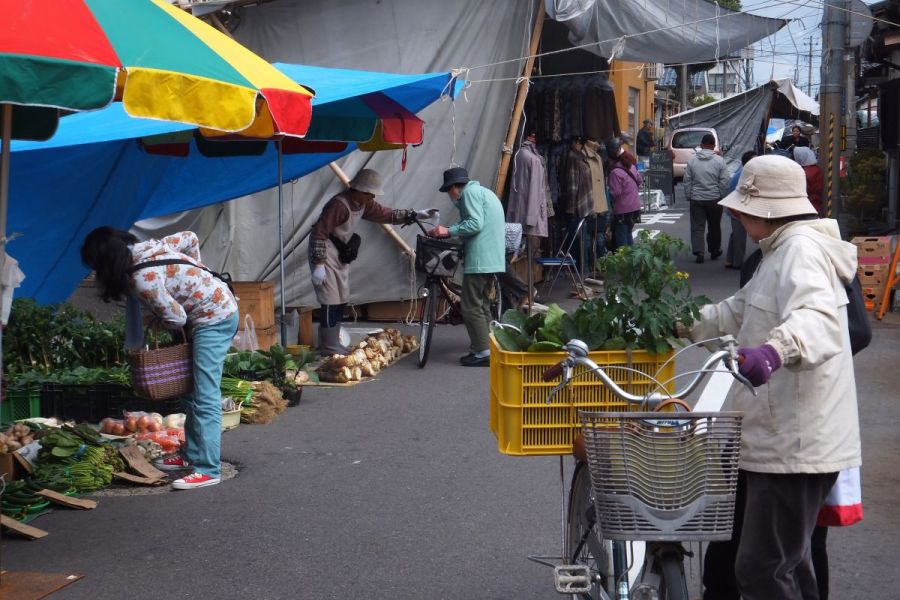 亀田定期露店市場(三・九の市)