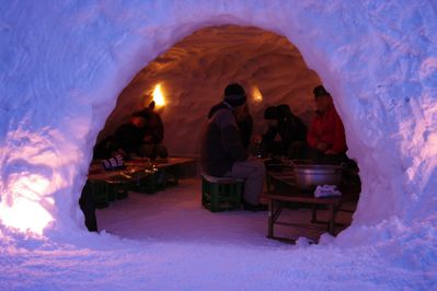 終了 雪国体験 かまくら食堂 で 田舎ごはん と 雪遊び 新潟の体験 公式 新潟県のおすすめ観光 旅行情報 にいがた観光ナビ