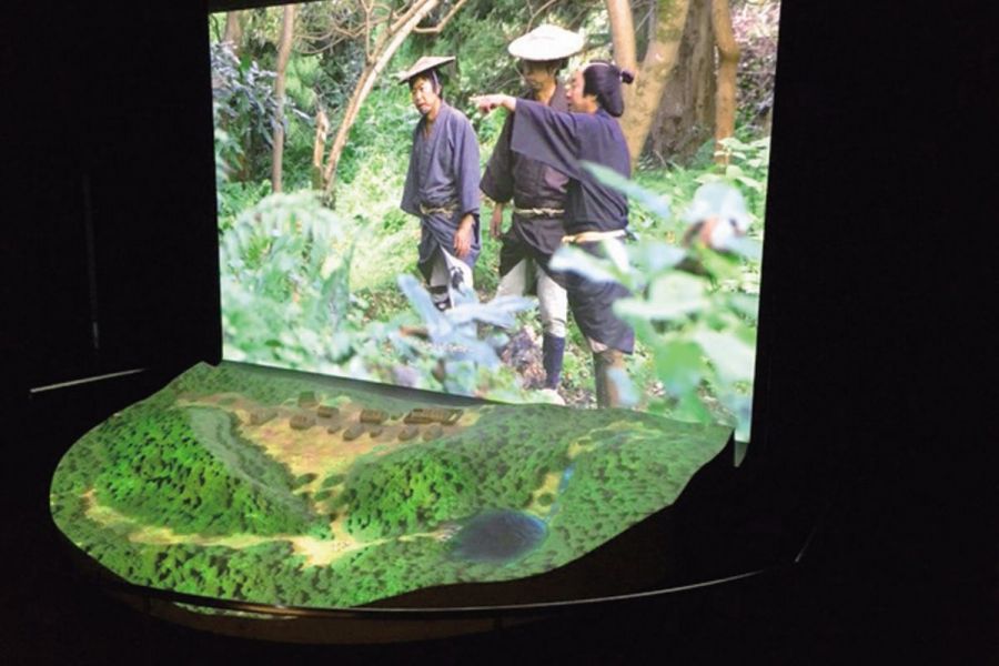 展示室内　プロジェクションマッピング