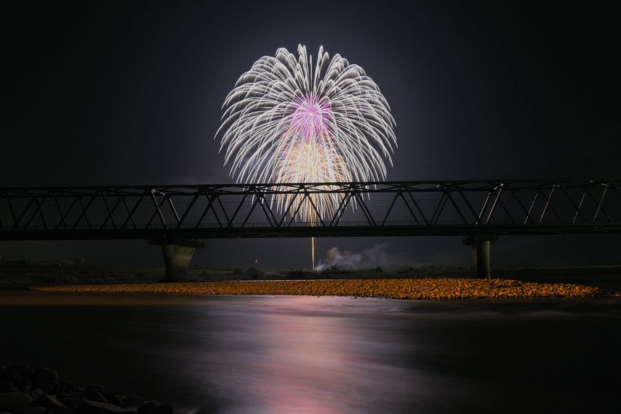 村上市花火大会 in 清流あらかわ