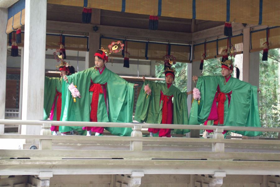 越後一宮彌彦神社 大々神楽