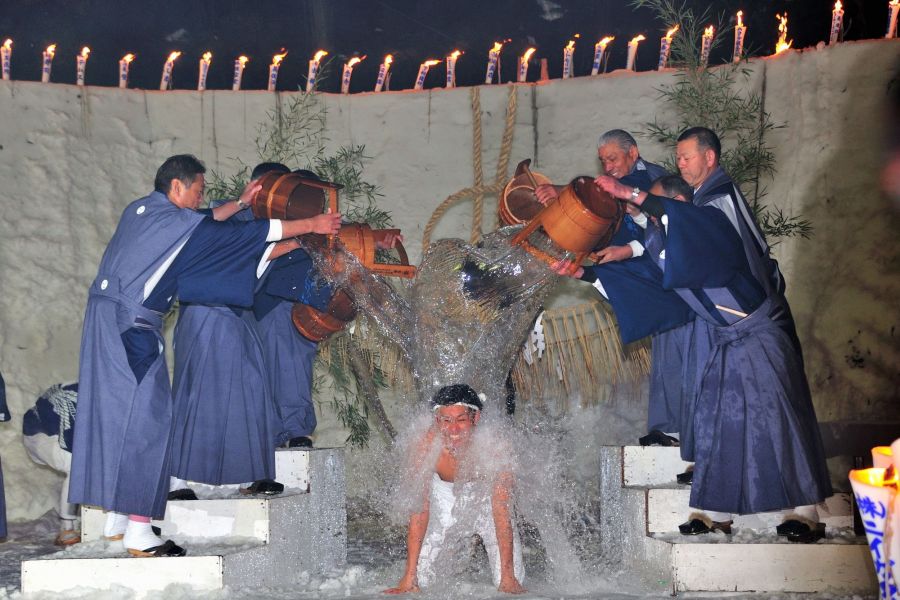 雪中花水祝