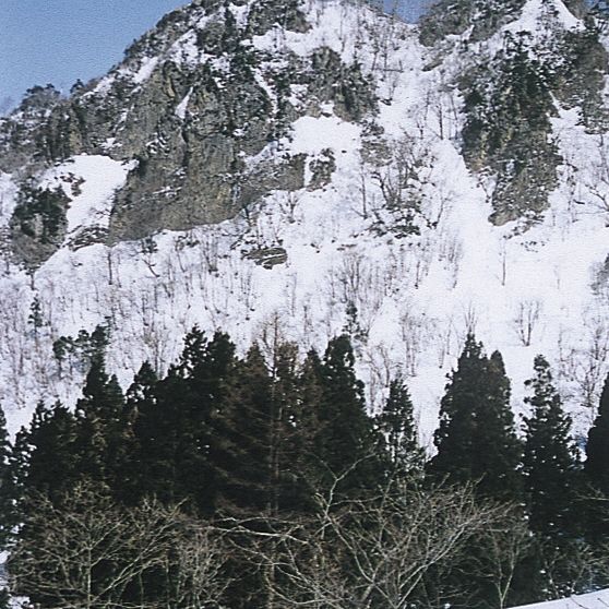 立鳥帽子（大石登山口）