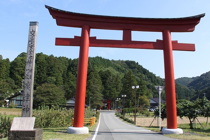 度津神社 新潟の観光スポット 公式 新潟県のおすすめ観光 旅行情報 にいがた観光ナビ