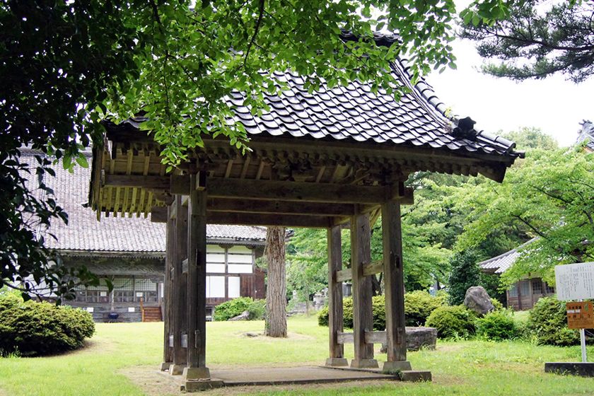 真言宗の寺院、山号は松林山。