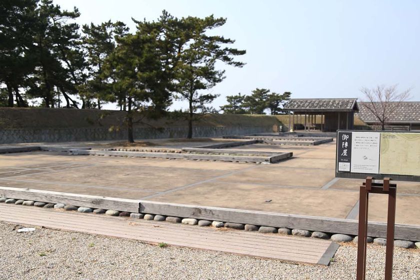 佐渡奉行の住居だった御陣屋跡。