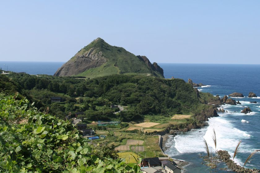 大野亀（遠景）