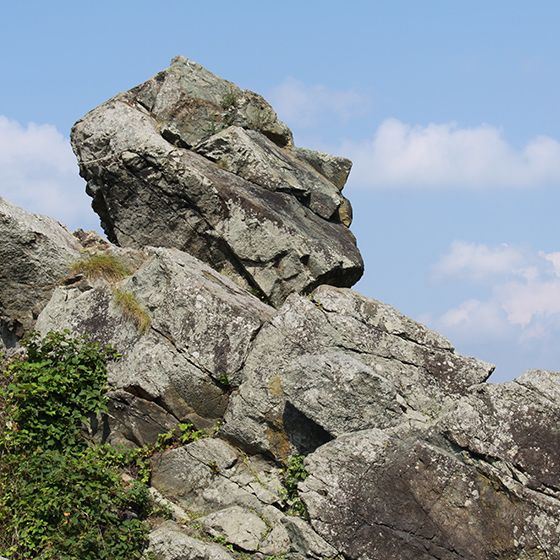 人面岩（立岩）