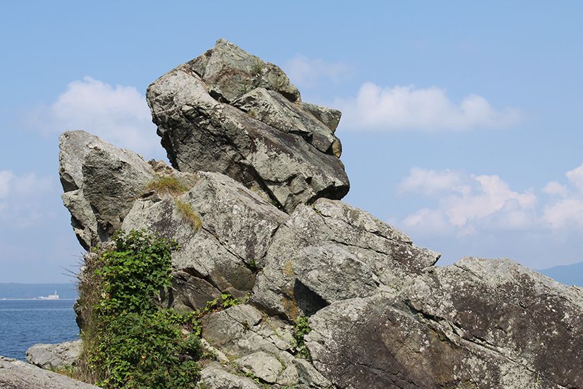 人面岩（立岩）