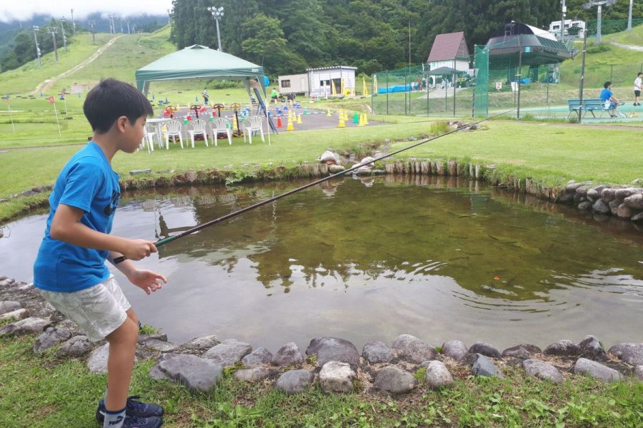 今シーズン終了 マス釣り体験 塩焼き 新潟の体験 公式 新潟県のおすすめ観光 旅行情報 にいがた観光ナビ