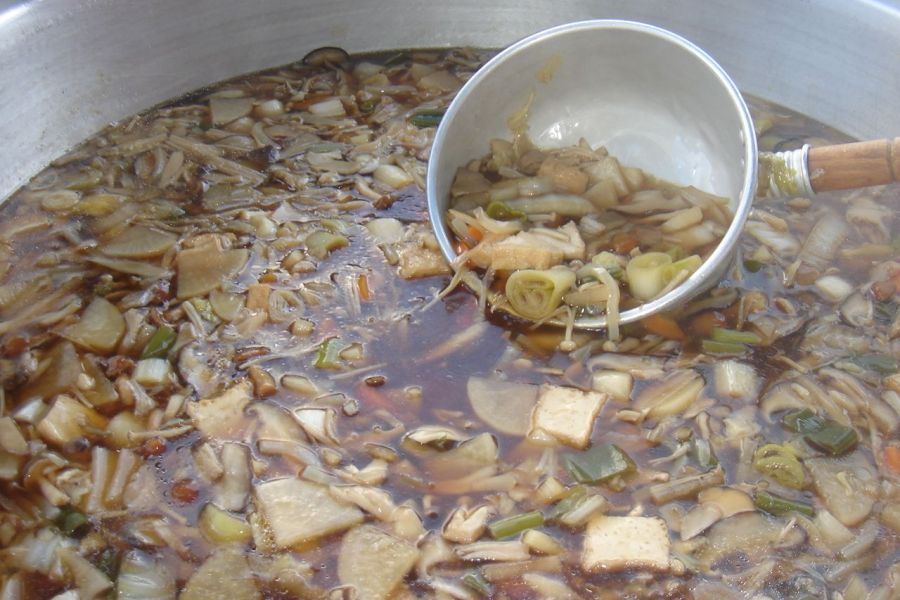 南魚沼産コシヒカリ「おにぎり」＆きのこ汁まつり