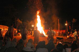 木津薬師火祭り