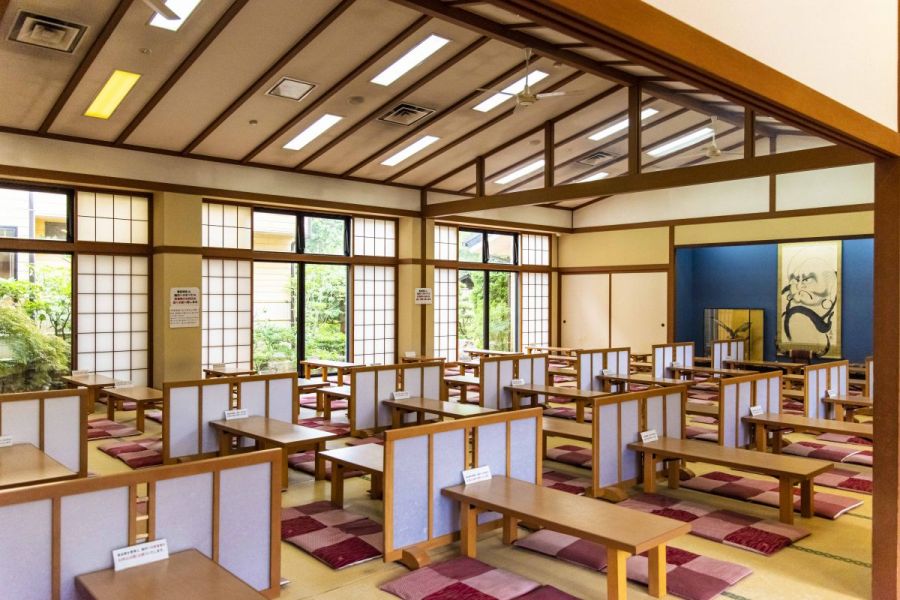 日帰り温泉ですがお食事も充実しています。