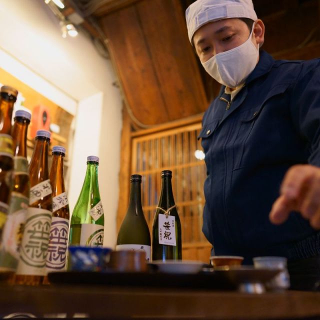 伝統の酒蔵見学＆県外に殆ど出ない笹祝酒造の唎酒体験