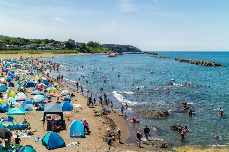 寺泊中央海水浴場 新潟の観光スポット 公式 新潟県のおすすめ観光 旅行情報 にいがた観光ナビ