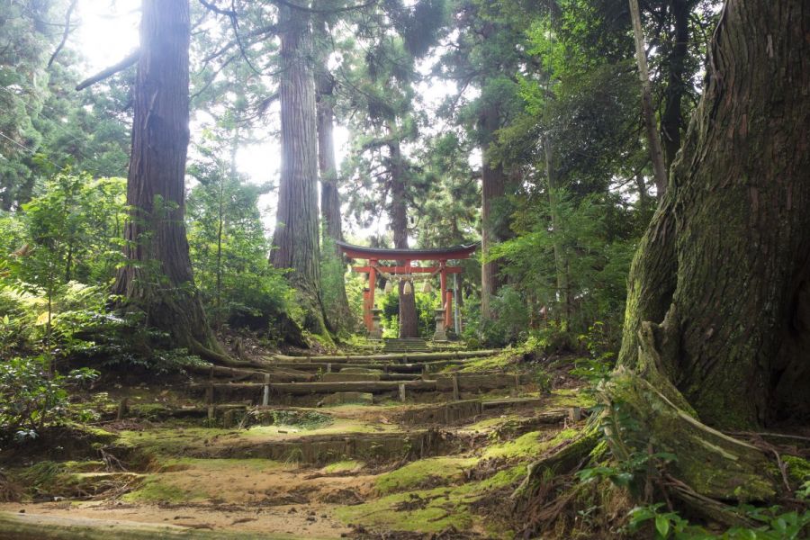 石動神社