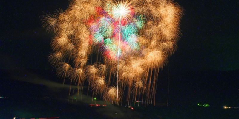 「正四尺玉」は世界最大の打ち上げ花火