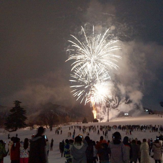 雪上の花火