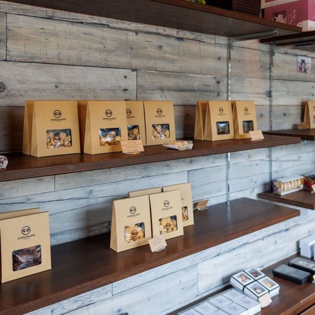 チョコレート専門店「甘 AMAMI」