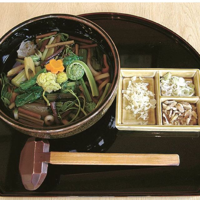 山ごっつぉそば930円（手打ではありません）　