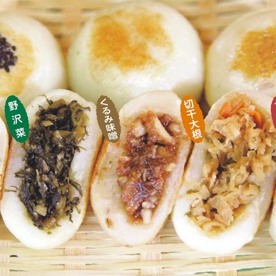 雪だるま物産館内で製造してます