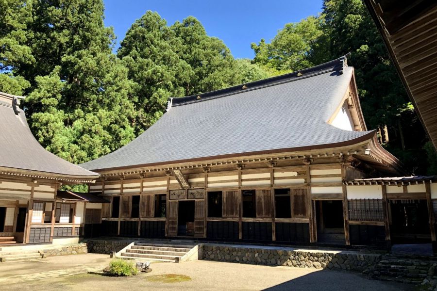 心と体を調えよう。お寺でマインドフルネス体験！／五泉市