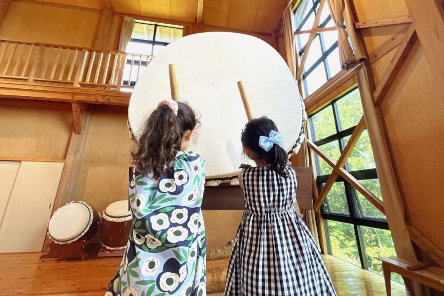 雨の日の佐渡観光にもおすすめ！たたこう館で太鼓体験＆ランチを楽しもう／佐渡市