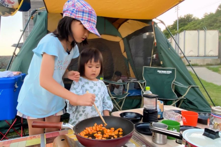 秋も楽しい♪ 佐渡でキャンプ！／佐渡市