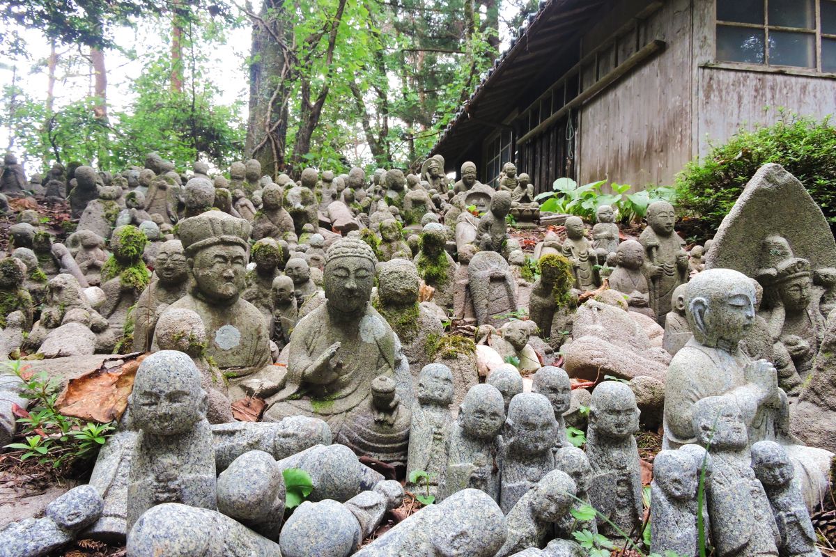 金山のほかにも訪ねたい伝統文化パワースポット！「度津神社」「梨の木地蔵」／佐渡市