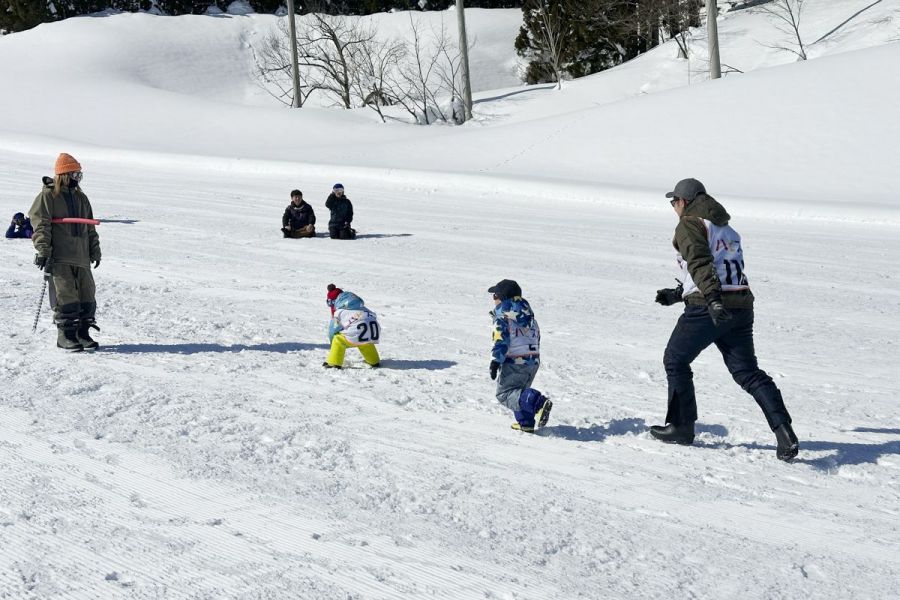 大人も本気で楽しむ！「家族対抗！雪上運動会」に参加してきました。／津南町