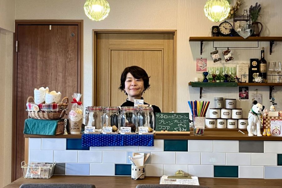 観光でも美味しい紅茶が飲みたい人におすすめ！地元民が日常で通い“紅茶”と“推し”を“綴る”カフェ「紅茶と日記」／新潟市