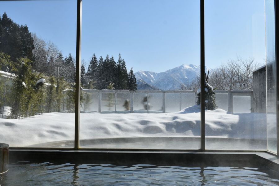 冬を楽しもう！！その２～冬の贅沢！雪見温泉「加茂美人の湯」／加茂市